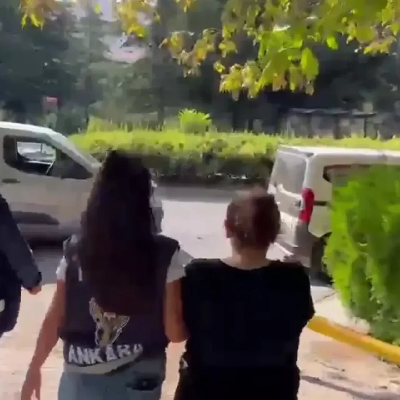 Ankara'da fuhuş ve insan ticareti operasyonunda 19 kişi tutuklandı