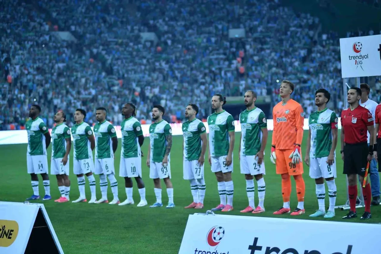 Bursaspor maçı hangi kanalda? Karagümrük CANLI maç yayını başlıyor