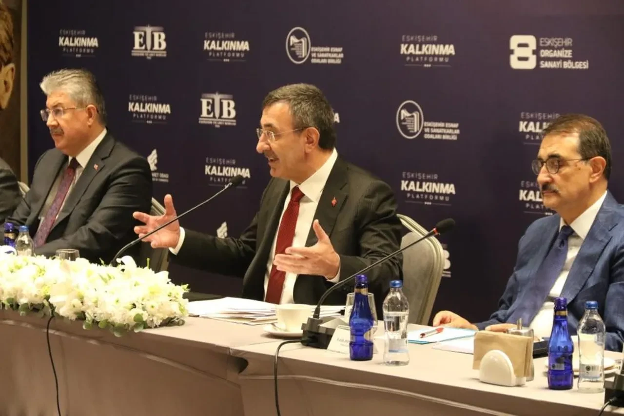 Cevdet Yılmaz'dan yastık altı altın ve döviz açıklaması: "Daha fazla sisteme girseler..."