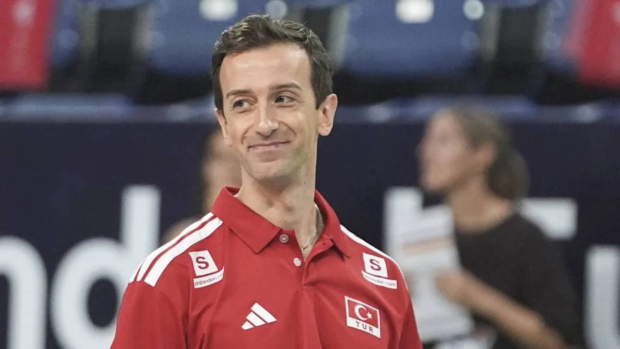 Filenin Sultanları'nda Santarelli, Letonya galibiyetini değerlendirdi! "İyi bir voleybol oynadığımızı düşünüyorum"