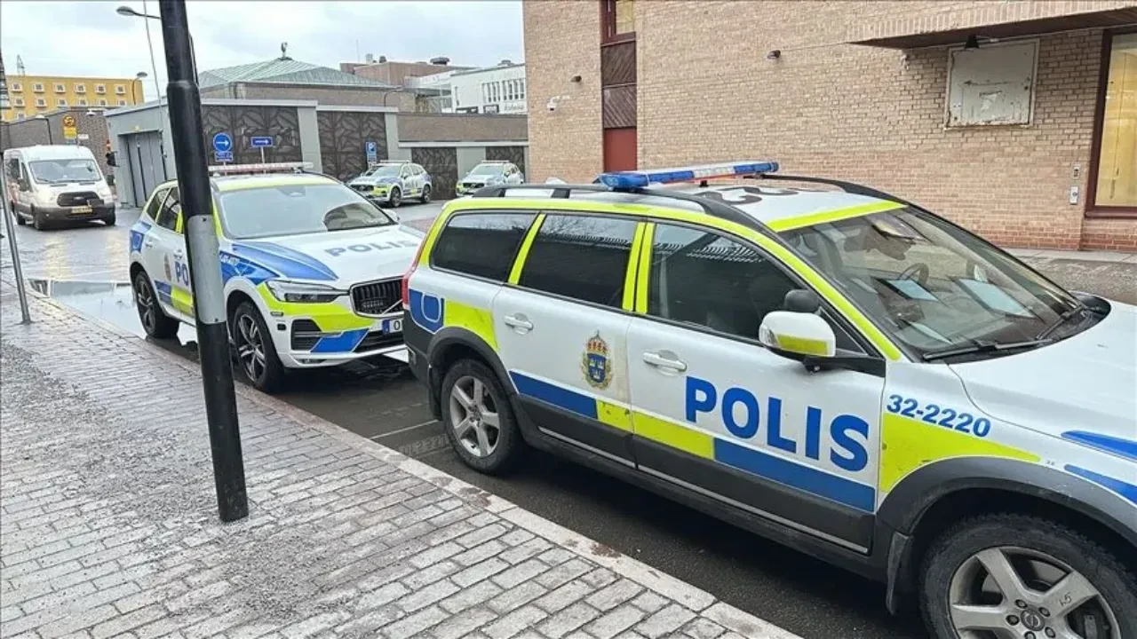 İsveç'te liseye kılıçlı saldırı! Saldırgan yakalandı, yaralılar var