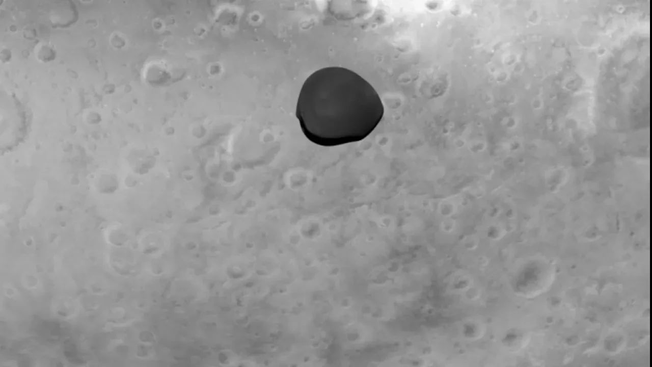 Mars'ın gizemli uydusu Deimos'un sırrı çözüldü! Milyonlarca yıl önce ne olduğu ortaya çıktı