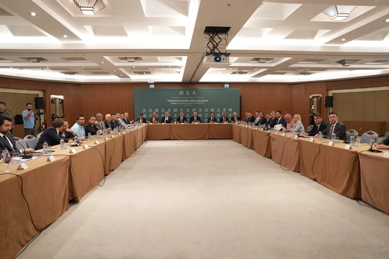 Plastik kirliliğine karşı Marmaris'te kritik zirve: Türkiye Plastik Atık Çalıştayı Şehir Koordinasyon Toplantısı gerçekleşti