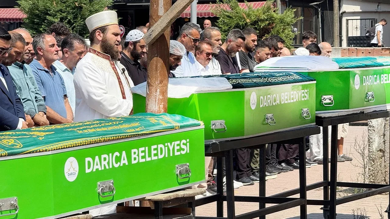 3 kardeşin yan yana tabutları yürek yaktı! Doğum gününde toprağa verildi: Gözyaşları sel oldu 