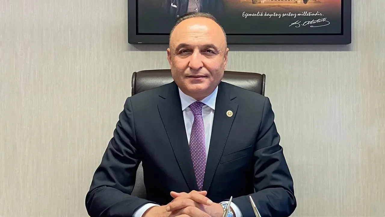 Bıçaklanan Yeni Parti Milletvekili Melih Meriç entübe edildi