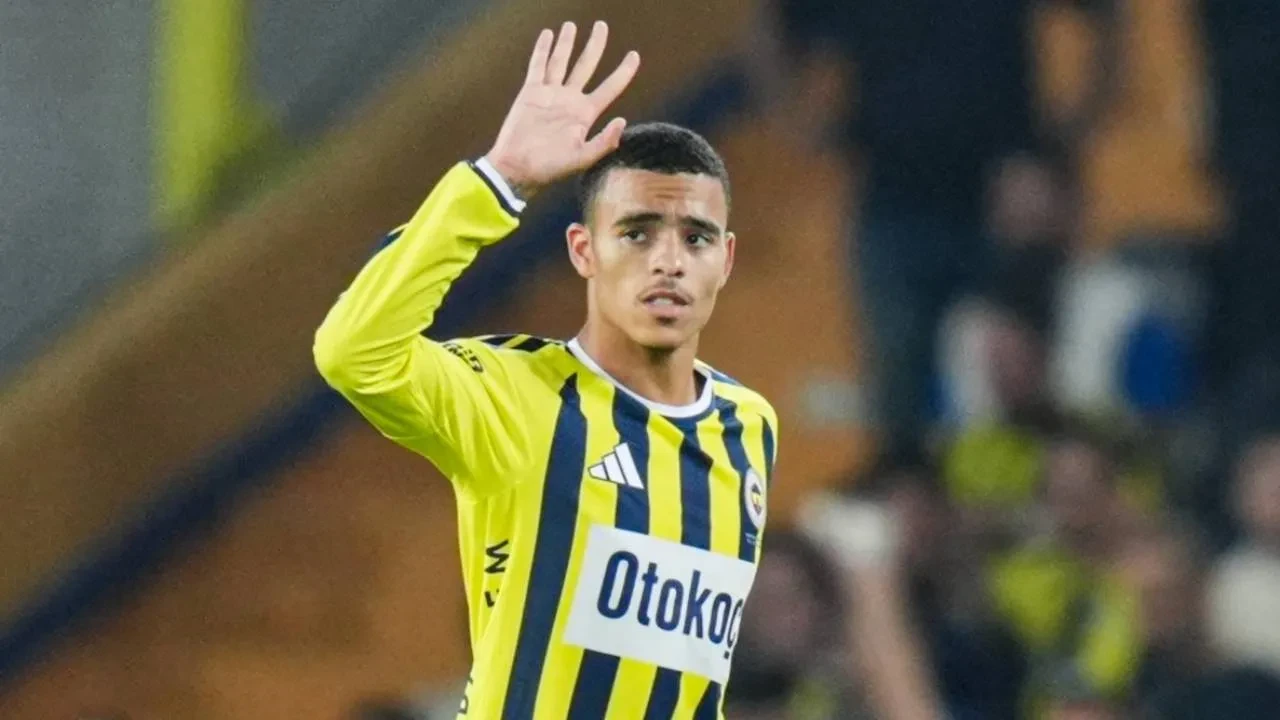 Fenerbahçe'den 4 gollü galibiyet! Sarı-lacivertliler, Konyaspor'u mağlup etti