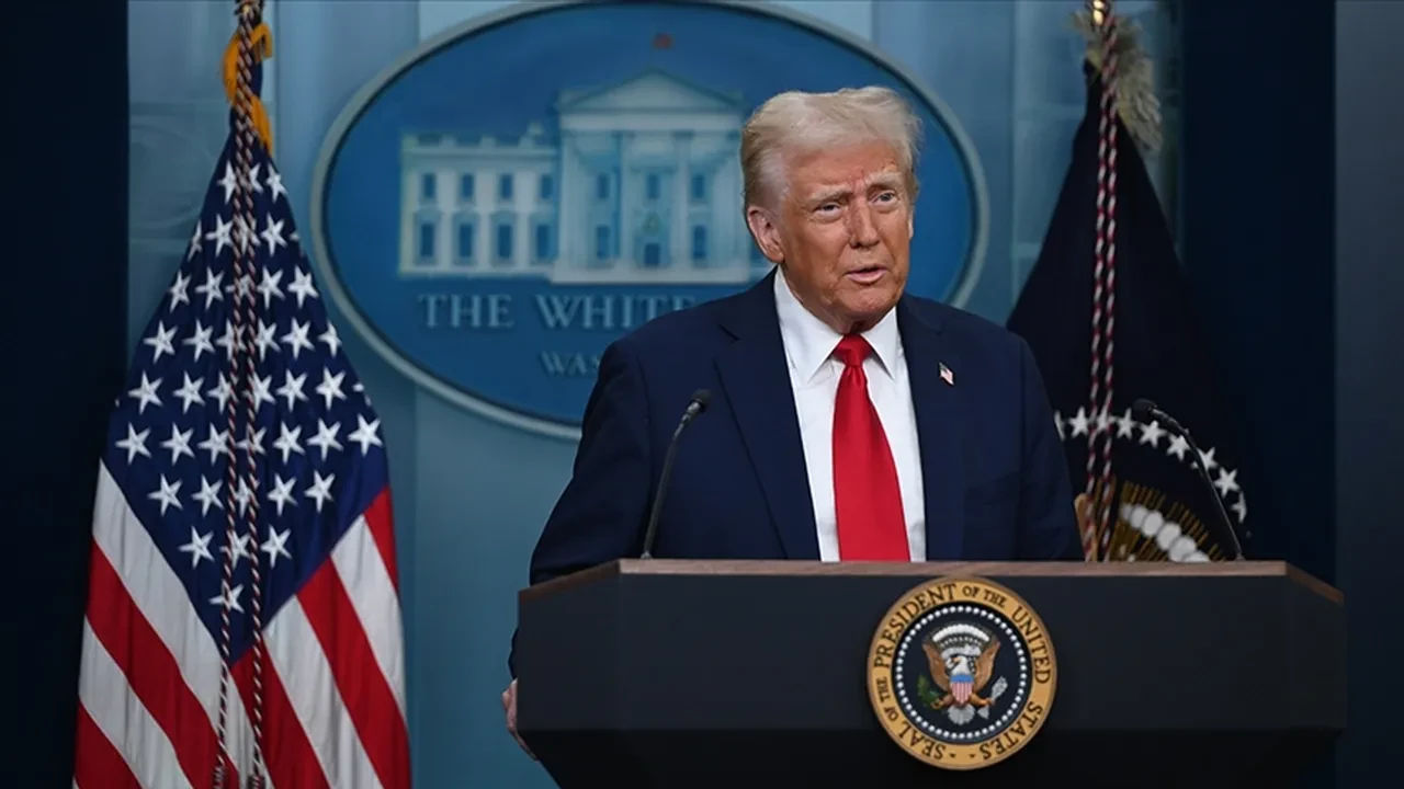Donald Trump'tan İran'a açık tehdit: Askeri seçenek masada