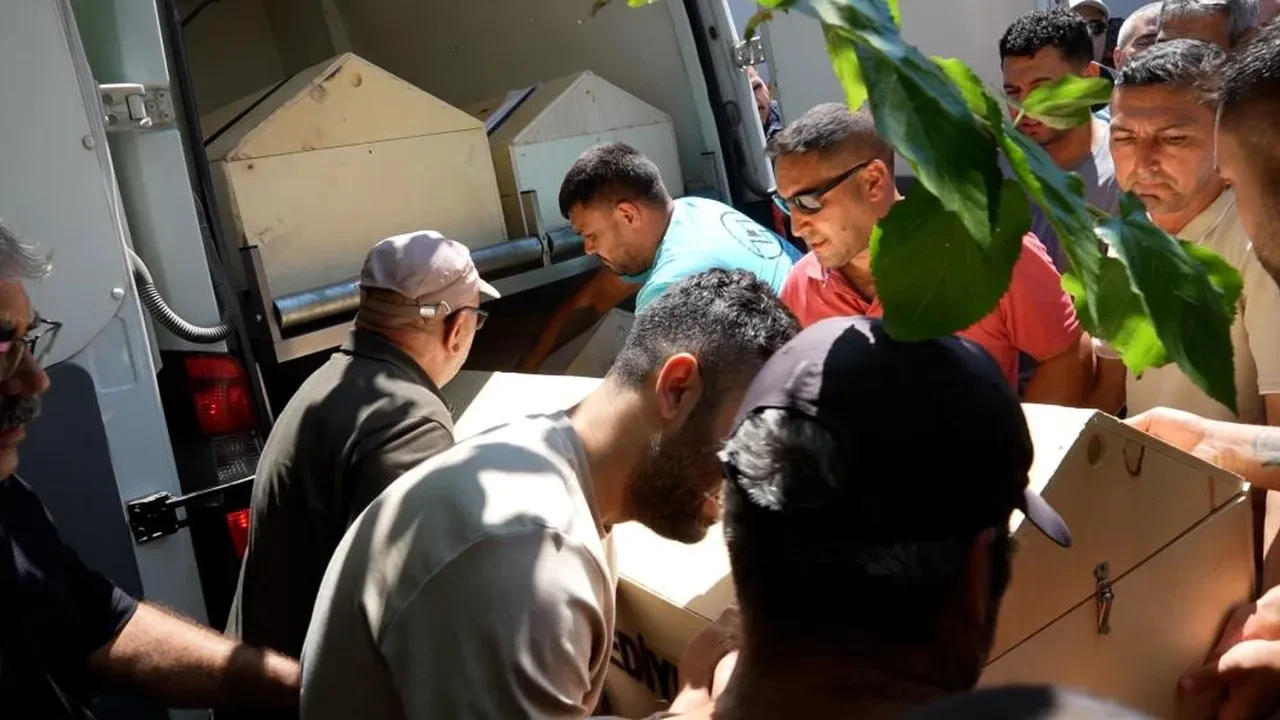 Bugün düğünü olacaktı! Gelinlik yerine kefen giydi