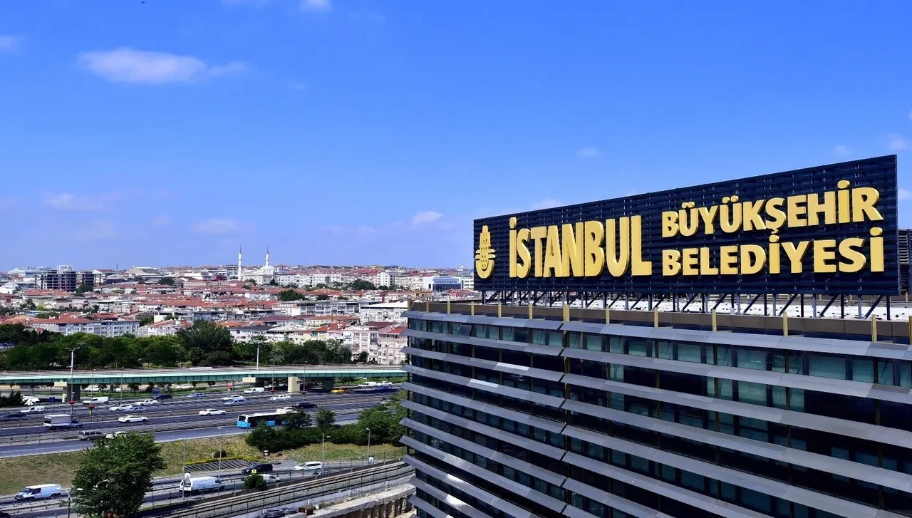 Ekrem İmamoğlu'nun akıbeti ne zaman belli olacak? İBB ve Aziz İhsan Aktaş dosyaları için Şamil Tayyar tarih verdi