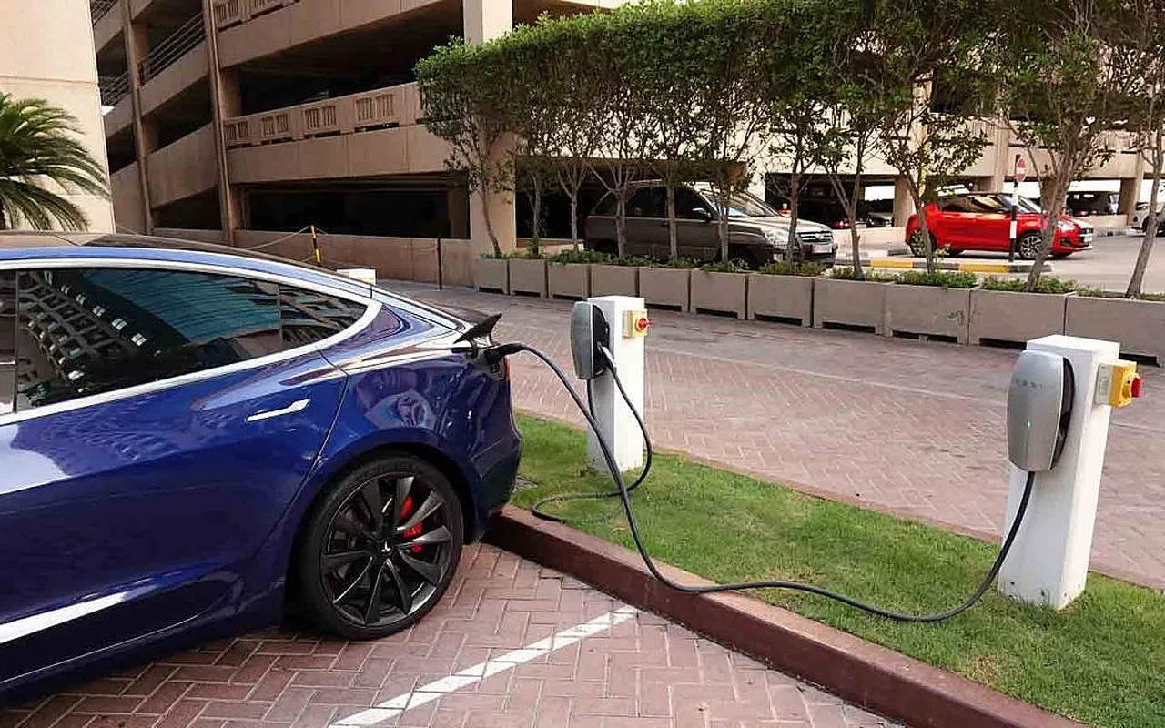Elektrikli araç kullanıcılarının en büyük hatası ortaya çıktı! Bataryayı 2,5 kat daha hızlı bitiriyor