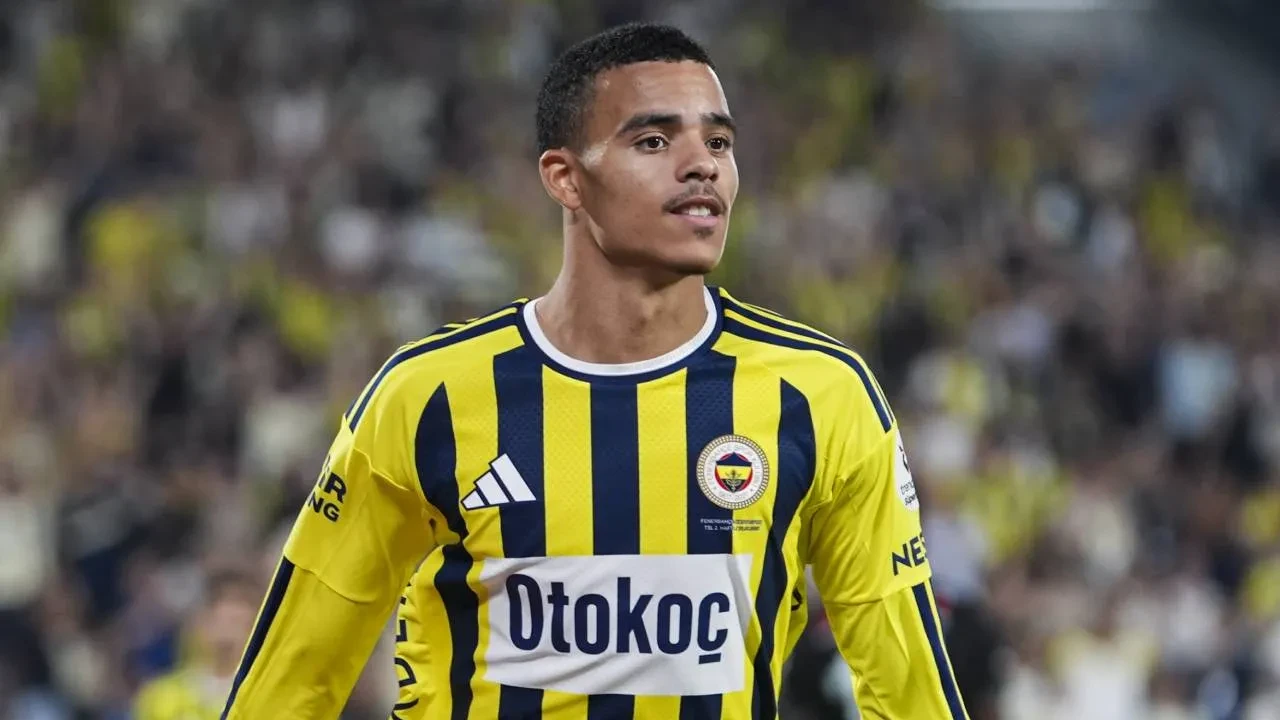 Fenerbahçe'den 4 gollü galibiyet! Sarı-lacivertliler, Konyaspor'u mağlup etti