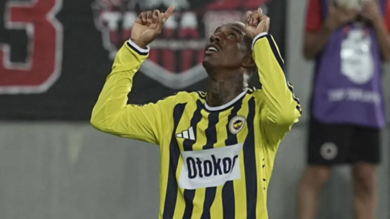 Fenerbahçe'den Talisca açıklaması! Takımdan ayrılacağı iddia edilmişti