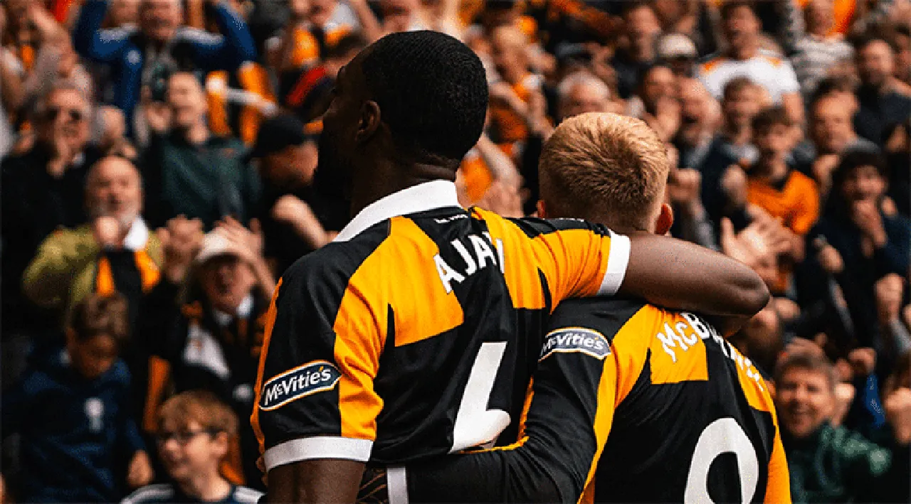 Acun Ilıcalı'nın takımı Hull City, Premier Lig'e hızlı giriş yaptı! Manchester United'ı devirdi