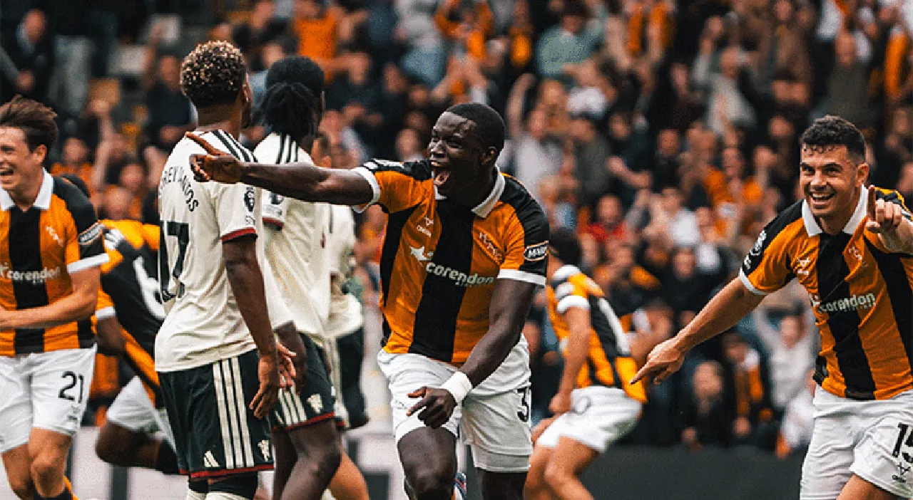 Acun Ilıcalı'nın takımı Hull City, Premier Lig'e hızlı giriş yaptı! Manchester United'ı devirdi