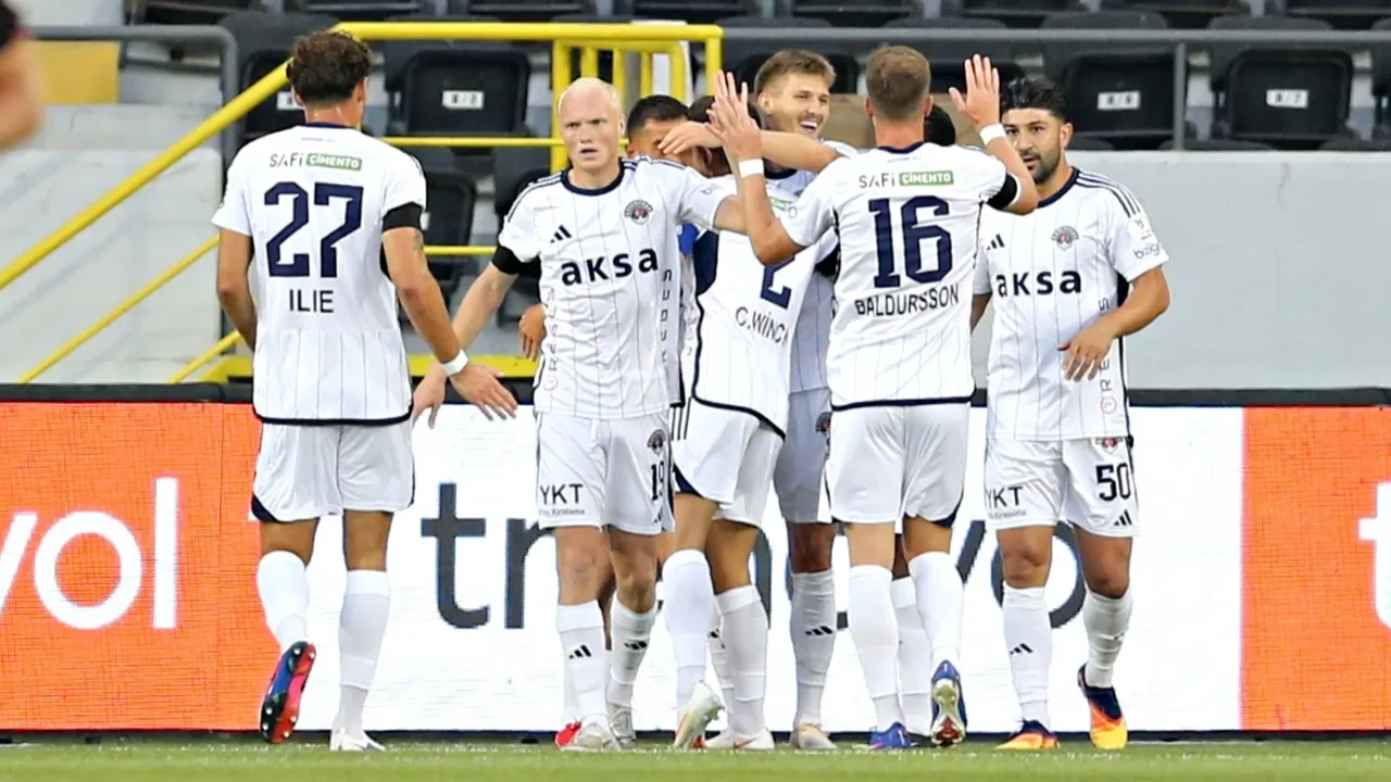 Kasımpaşa 1 attı, 3 aldı! İstanbul ekibi, Çorum FK'yi mağlup etti
