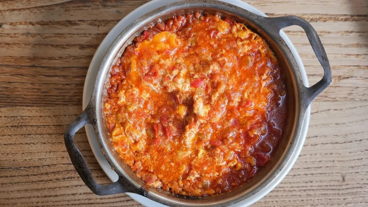 Kokusuyla çocukluğumuza götüren gerçek menemen tarifi! Kimse bilmez ama Batmanlılar menemene öyle bir şey ekliyor ki