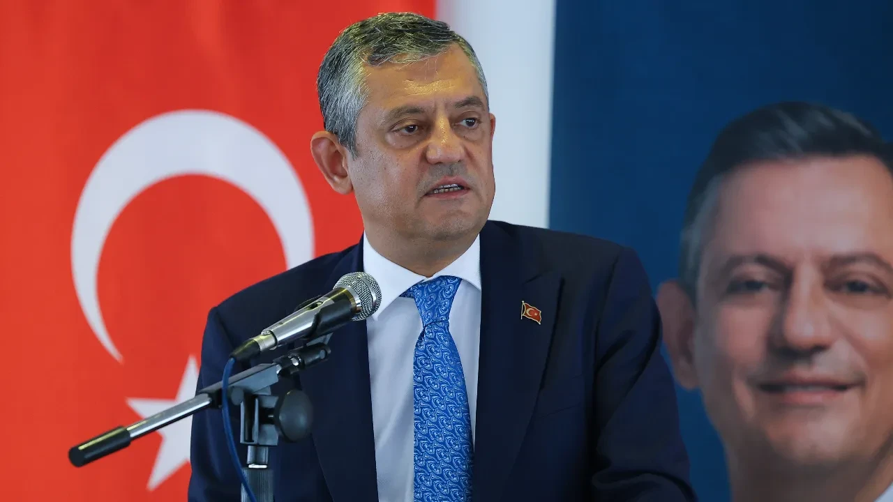 Özgür Özel'den Netanyahu'ya tepki: 87 milyon karşısında dimdik ayaktayız