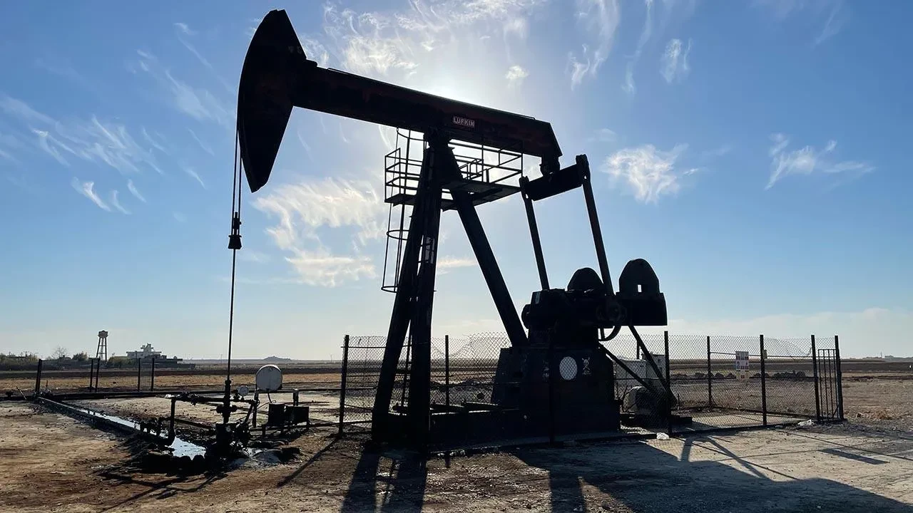Petrolde tansiyon hızla yükseldi: Fiyatlar iki haftada yüzde 12 arttı