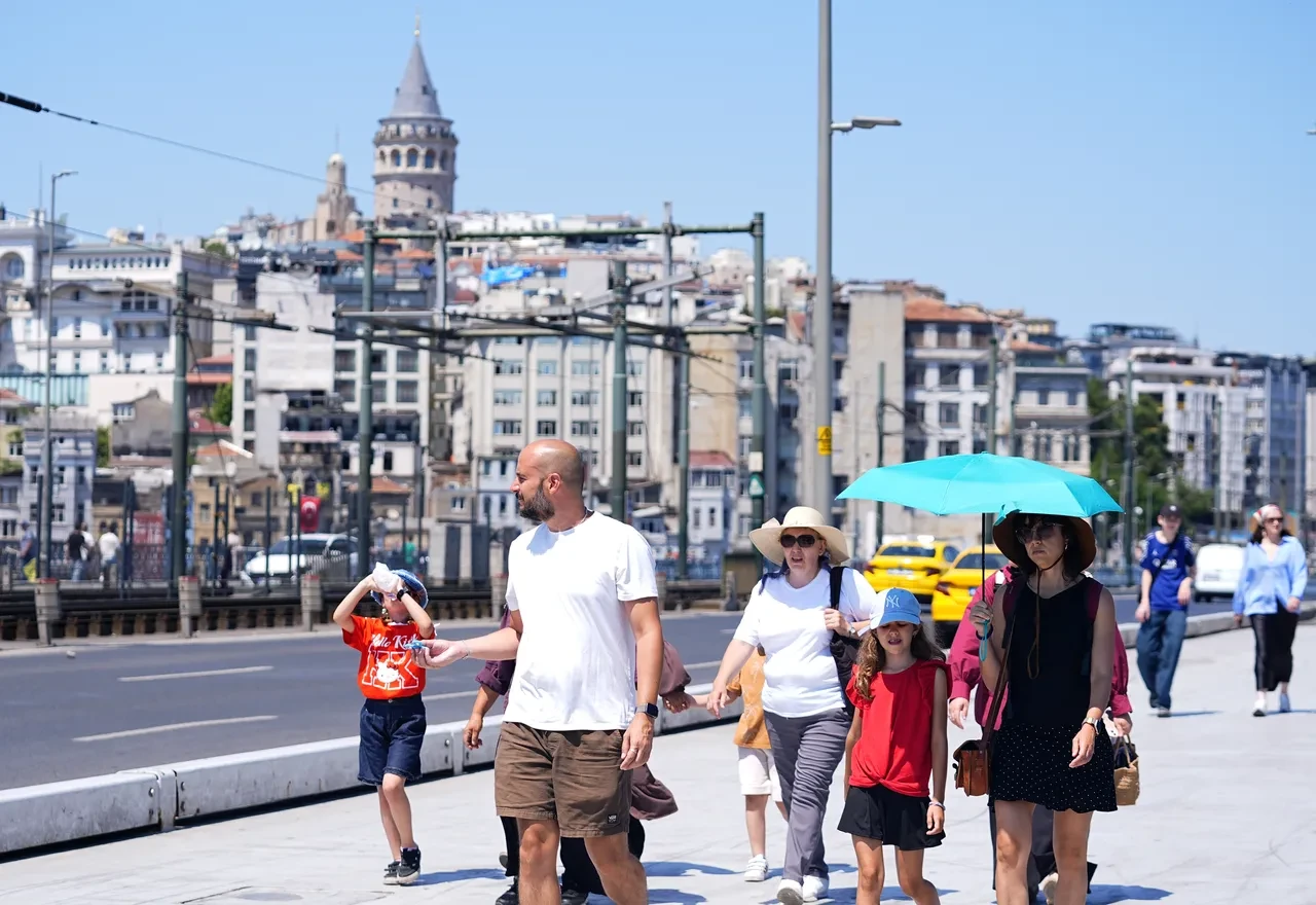 23 Ağustos 2026 hava durumu | Meteoroloji'den kavurucu sıcak uyarısı: Termometreler 40 dereceyi aşacak