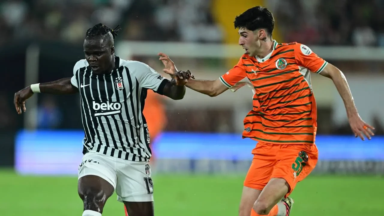 Beşiktaş'a Alanyaspor çelmesi! Siyah-beyazlılar, deplasmanda kaybetti
