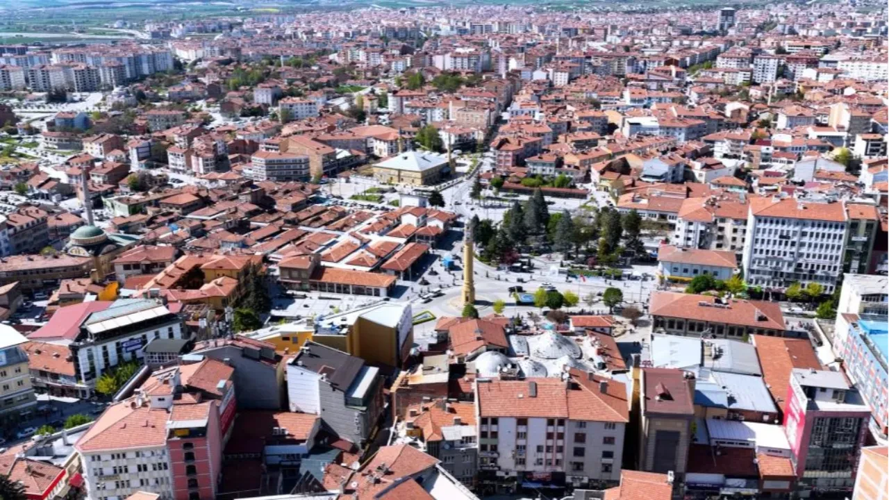 Çorum tarihi kent meydanı gün yüzüne çıktı: 