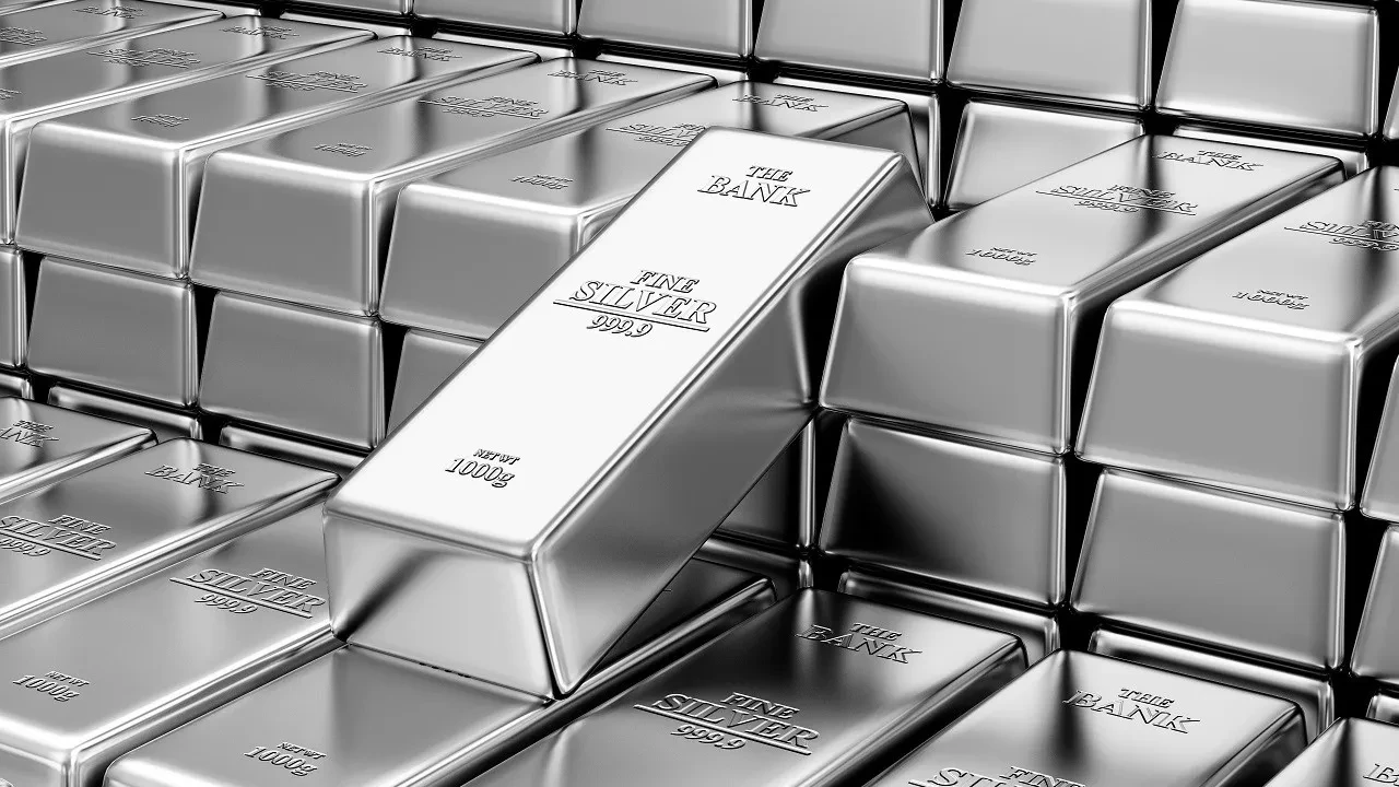 Gümüşte hızlı yükseliş sürüyor: Dev bankalardan dikkat çeken tahminler