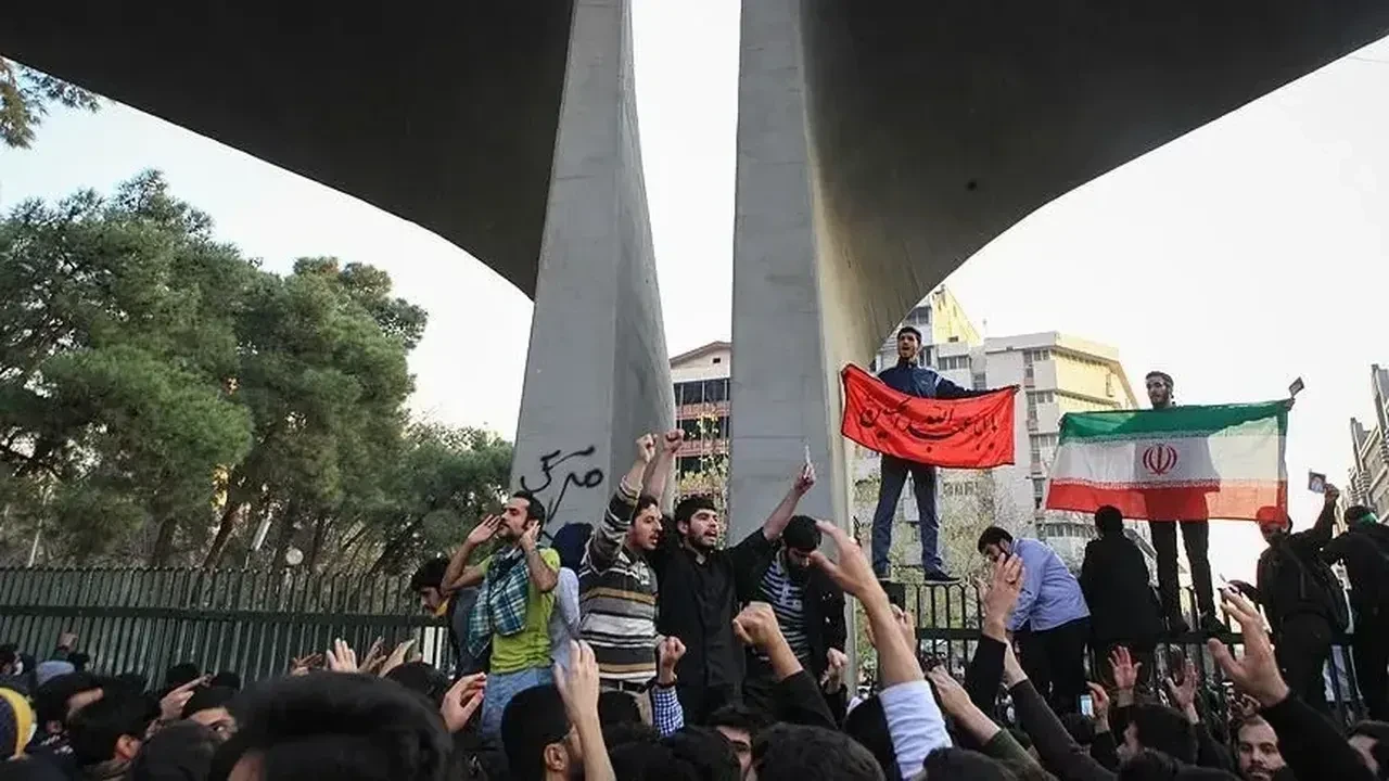 İran idamlara devam ediyor! Bir kişinin daha cezası infaz edildi