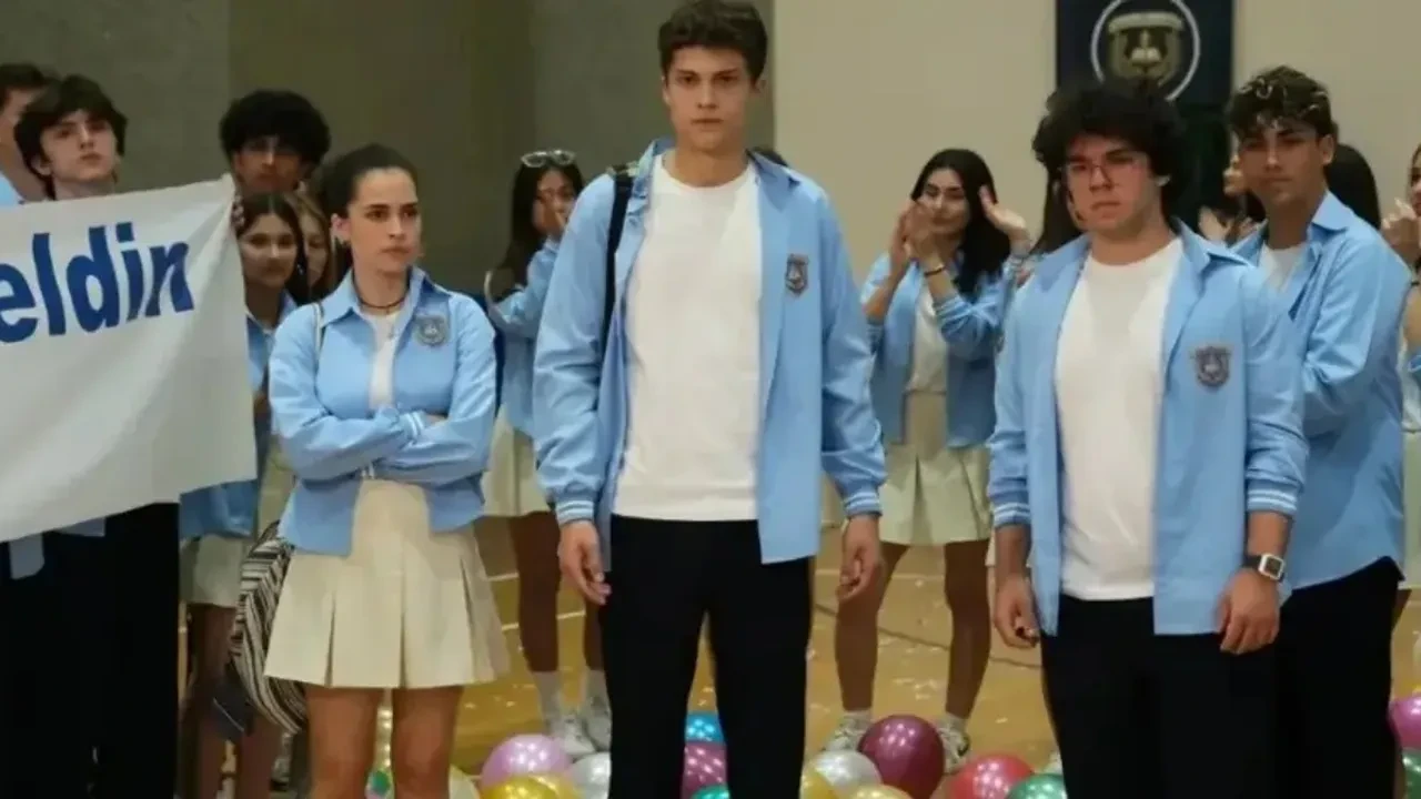 İrem Derici’den Daha 17 ekibine sürpriz çağrı: Rolünü bile söyledi