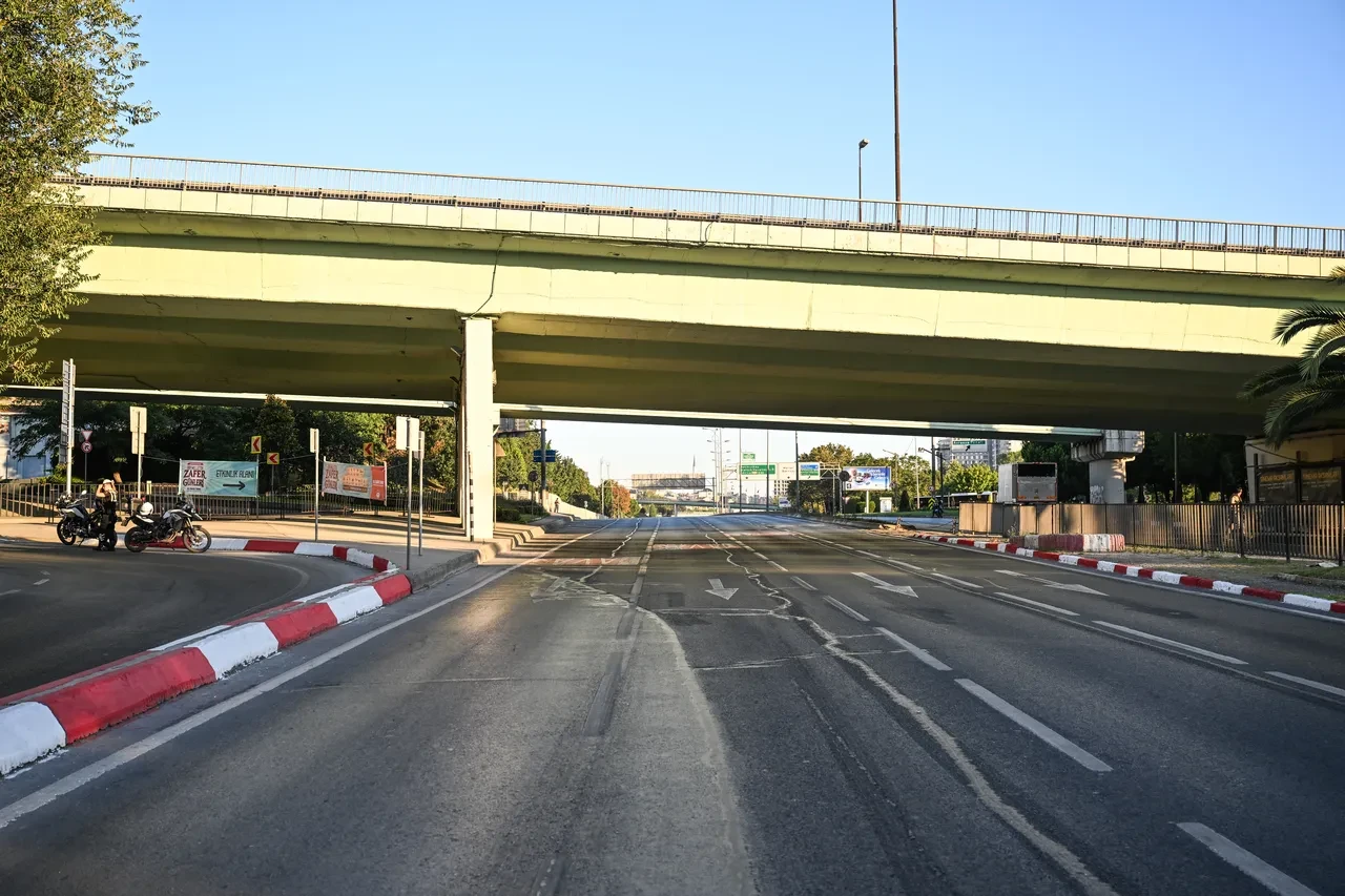 İstanbul ve Ankara'da bazı yollar trafiğe kapatıldı