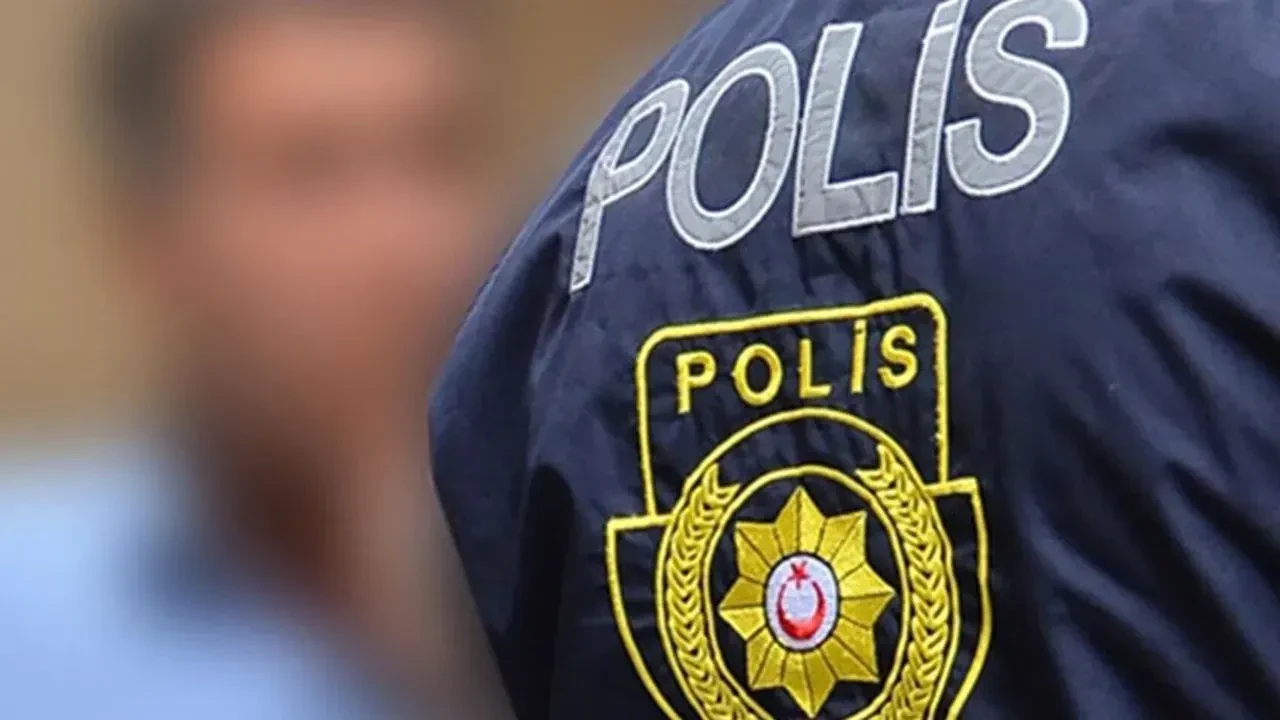 Kadın, eşini uykusunda çakıyla öldürdü! Cinayetin sebebini anlatıp teslim oldu