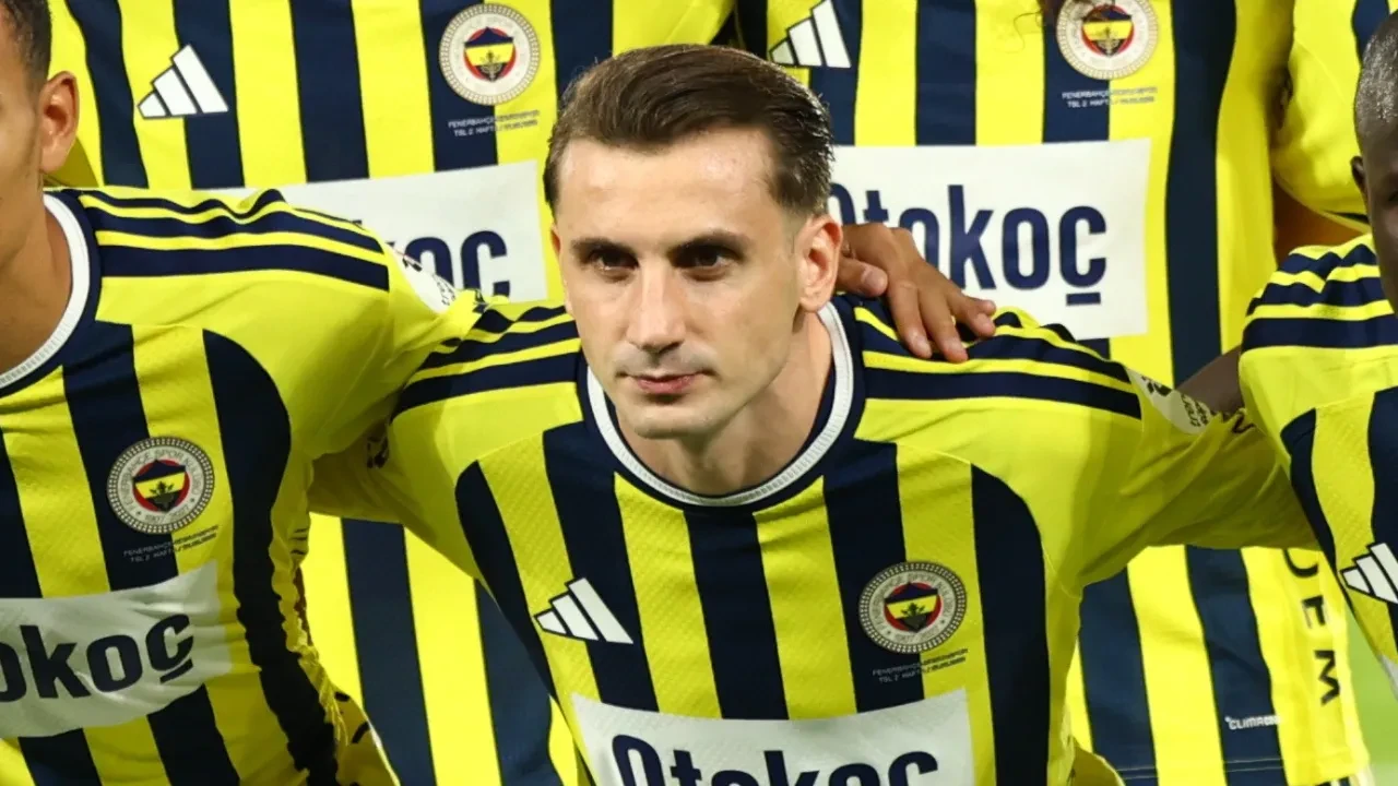 Kerem Aktürkoğlu ile ilgili yeni gelişme! Fenerbahçe'den duyuru geldi