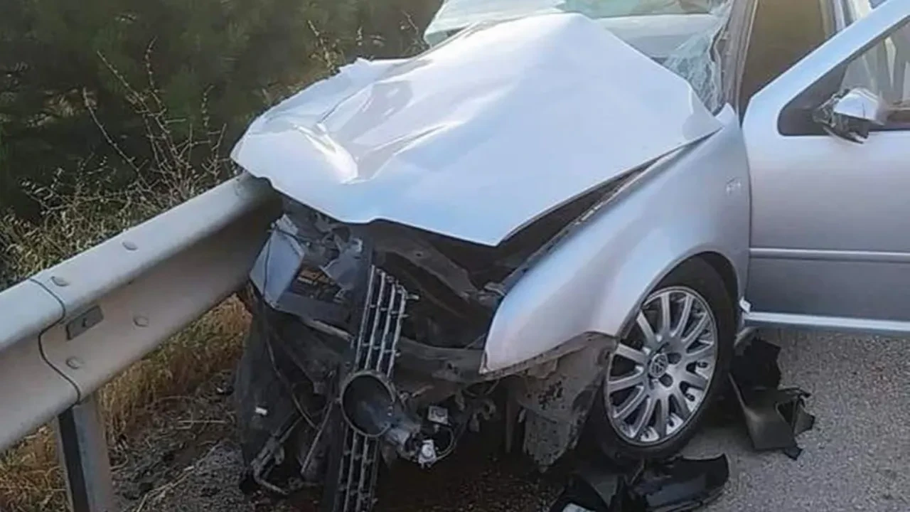 Kırıkkale'de feci kaza! Otomobil ile yolcu otobüsü çarpıştı: 1 ölü