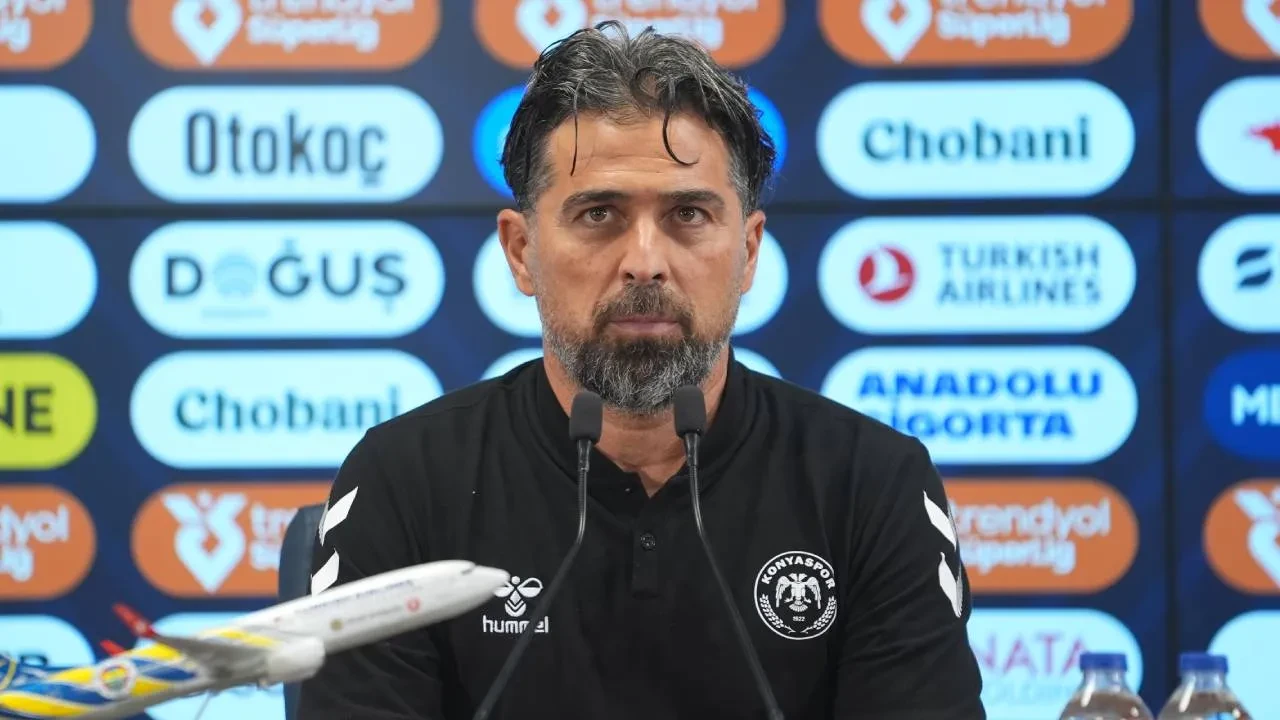 Konyaspor'da İlhan Palut, Fenerbahçe yenilgisi hakkında konuştu! "Yemememiz gereken goller yedik"