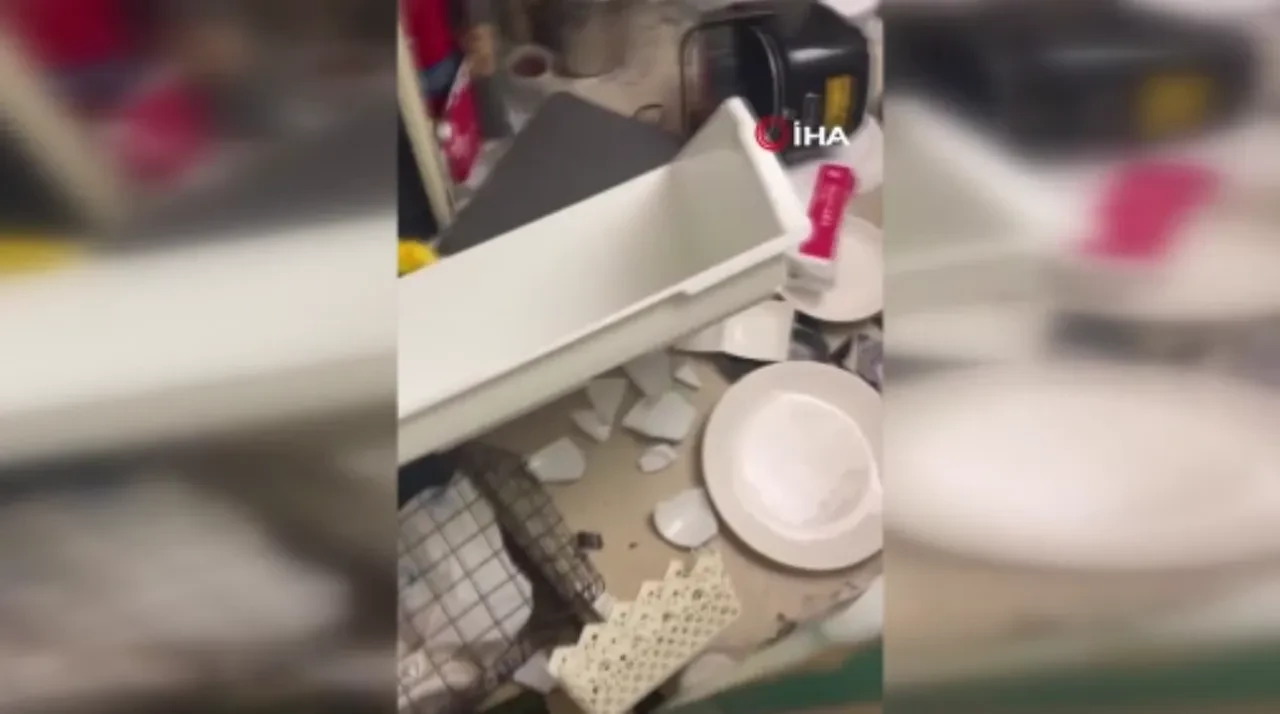 Korkunç depremler dünyanın yakasını bırakmıyor! Japonya'daki sarsıntıda yaralılar var