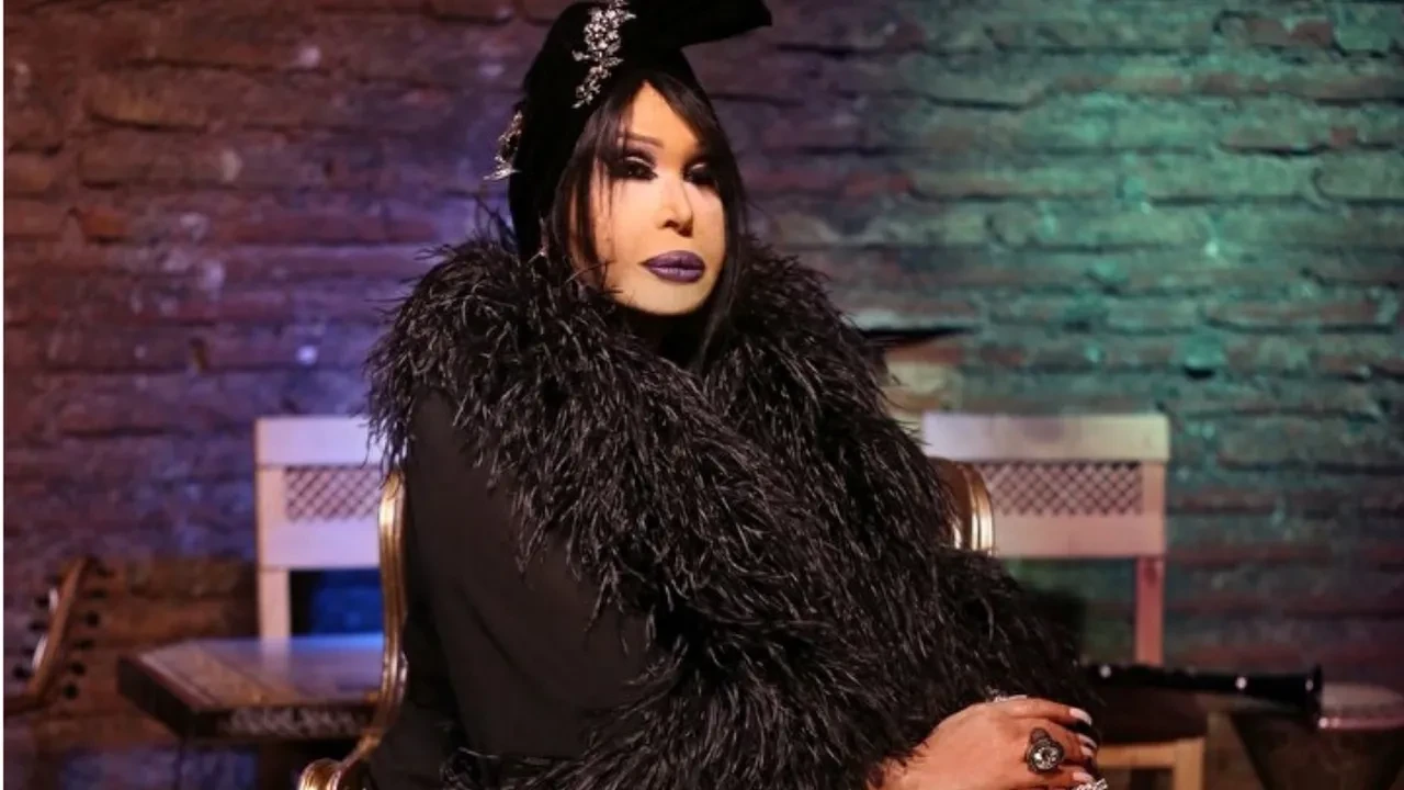 Bülent Ersoy, konser öncesi fenalaştı! Serum alıp sahneye çıktı ama tepkilere sinirlendi