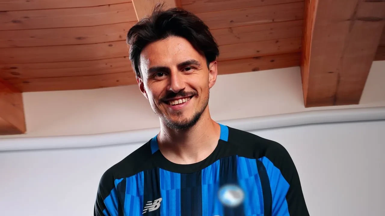Eski Fenerbahçeli Eljif Elmas'ın yeni takımı belli oldu! 26 yaşındaki oyuncu imzayı attı