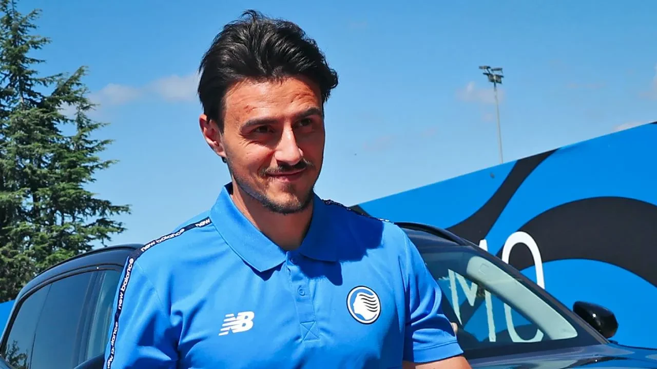 Eski Fenerbahçeli Eljif Elmas'ın yeni takımı belli oldu! 26 yaşındaki oyuncu imzayı attı