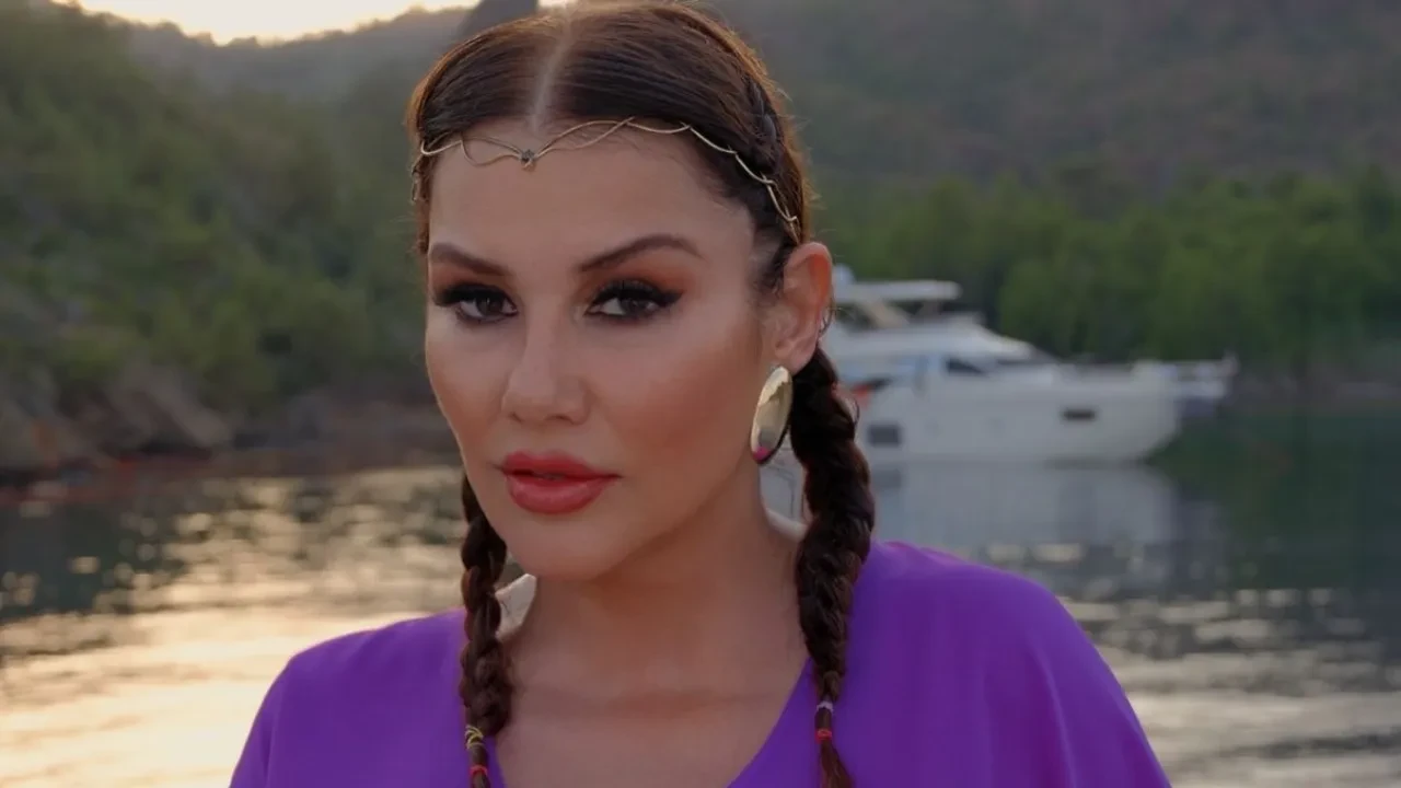 Evinde kaza geçiren Deniz Seki’den yeni açıklama! Leğen kemiğini kırmıştı