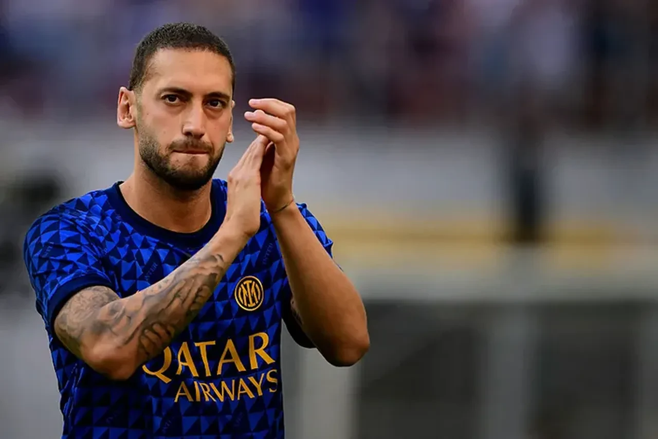 Fenerbahçe'de Hakan Çalhanoğlu sesleri! Milli yıldız transfer kararını verdi