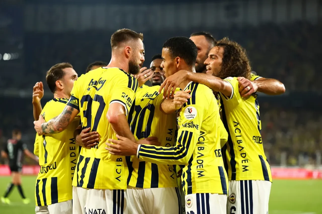 Fenerbahçe'de Talisca sonrası bir ayrılık daha! Yıldız isim Arabistan yolcusu: Ronaldo'nun yanına gidebilir