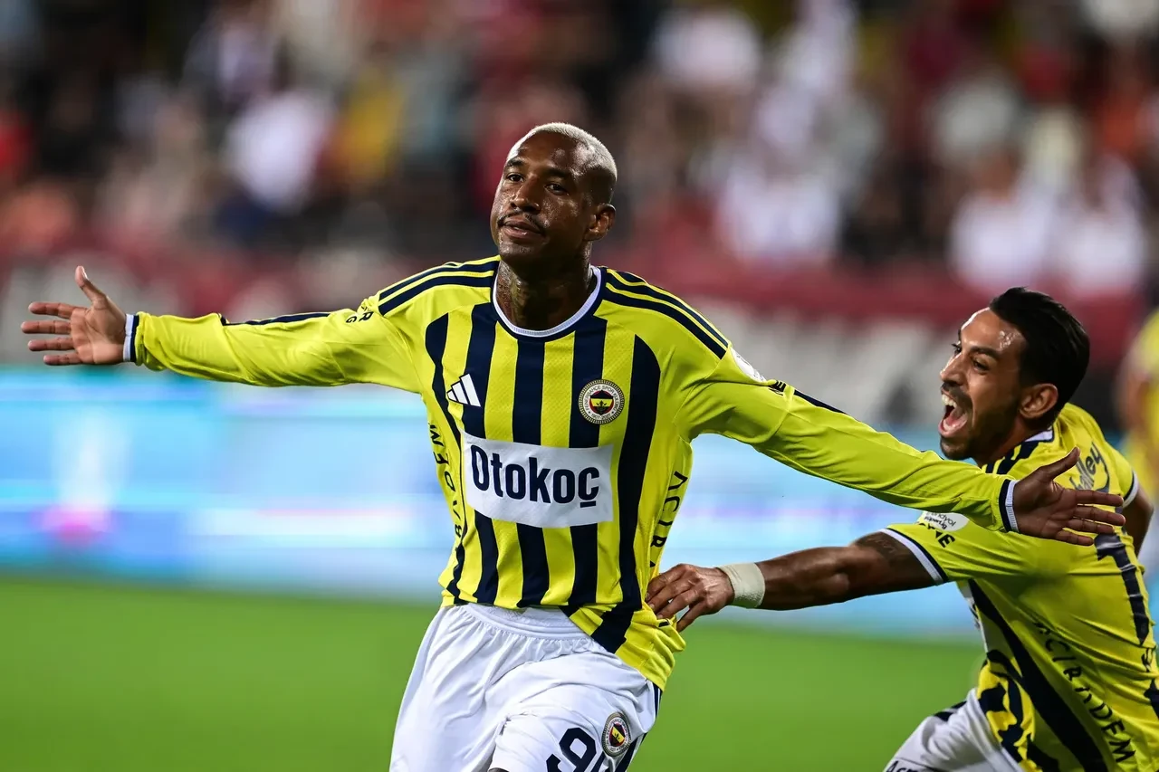 Fenerbahçe'de Talisca sonrası bir ayrılık daha! Yıldız isim Arabistan yolcusu: Ronaldo'nun yanına gidebilir