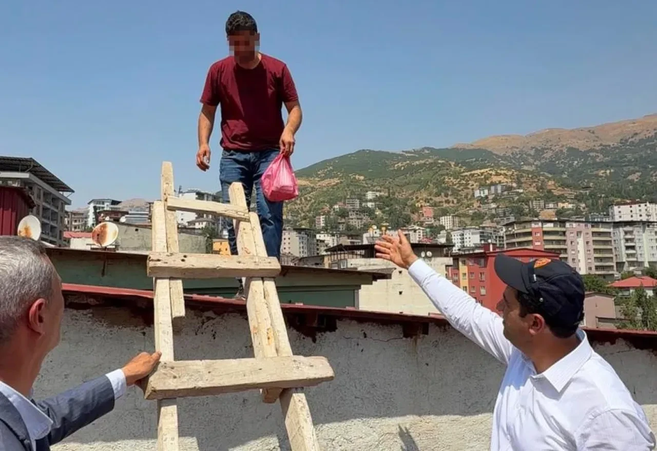 "İntiharkolik" lakaplı Hasan İ. bu kez Hakkari'de ortaya çıktı: 242'nci girişimi!