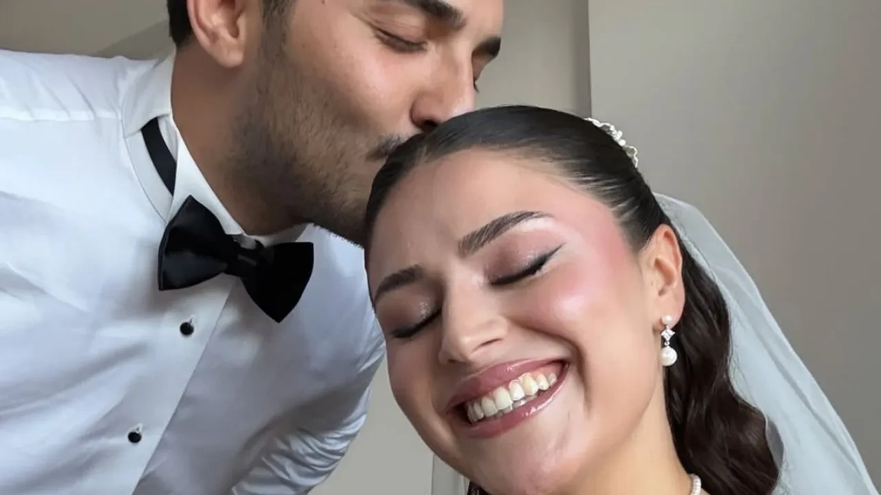 Maldivler’de evlilik teklifi alan Survivor Ayşe Yüksel evlendi! Gelinlik seçimi beğeni topladı