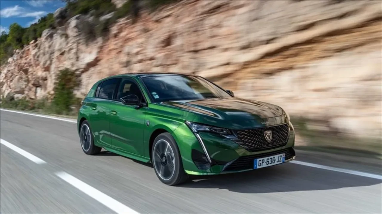 Peugeot Ağustos 2026 fiyat listesi sürprizlerle geldi! Peugeot E-208, E-308, 408, 2008, 3008 ve 5008 alacaklar elini çabuk tutsun