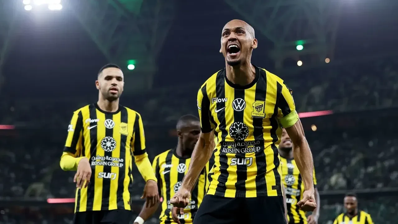 Trabzonspor yeni transferi Fabinho'yu resmen açıkladı! Geliş saati belli oldu