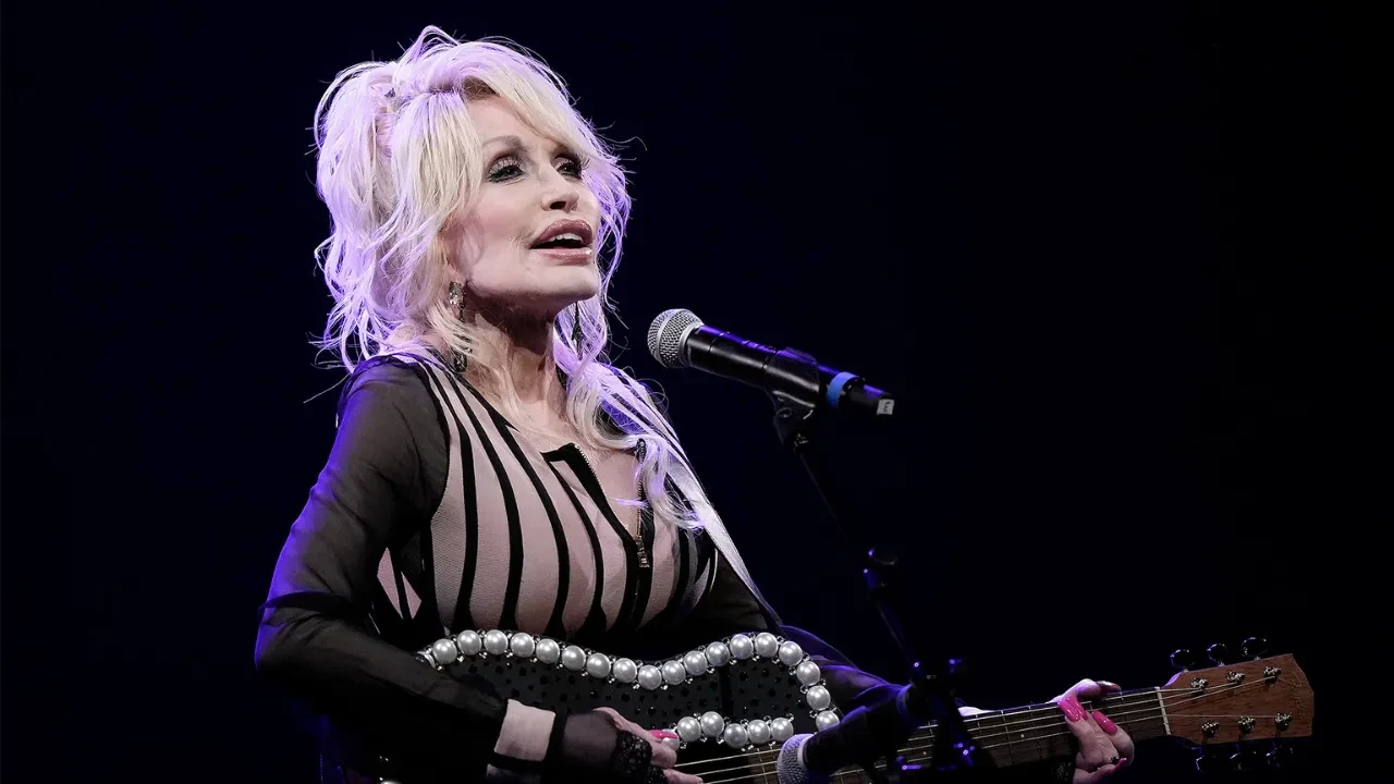 Dolly Parton’dan acı haber! Müzik dünyasının efsanesi 80 yaşında hayatını kaybetti 