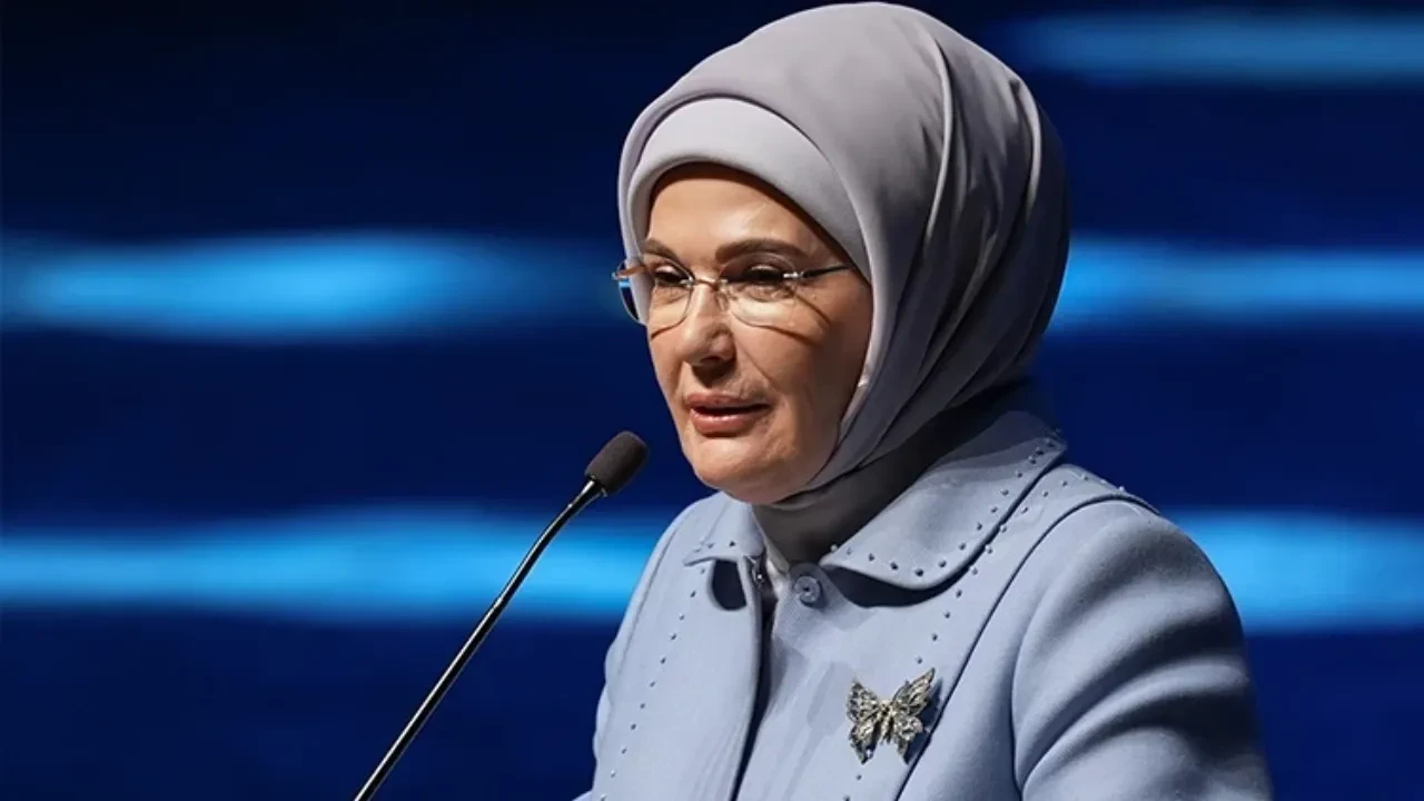 Emine Erdoğan'dan Kiev'de 6. Lider Eşleri Zirvesi'ne önemli mesaj