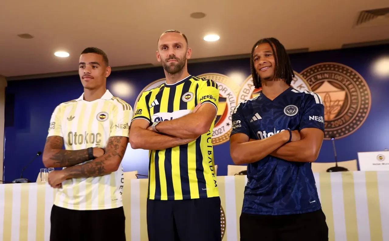 Fenerbahçe'den savunmaya 40 milyonluk yıldız! İsmail Kartal çok istedi, yönetim Arsenal’in kapısını çaldı