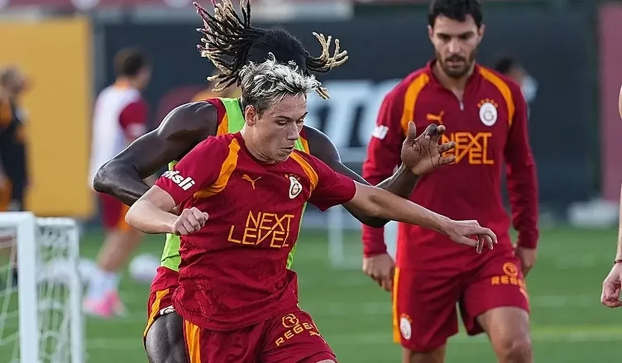 Galatasaray'dan sürpriz ayrılık kararı: Sarr ve Demirovic geliyor, 4 yıldızdan biri gidiyor!