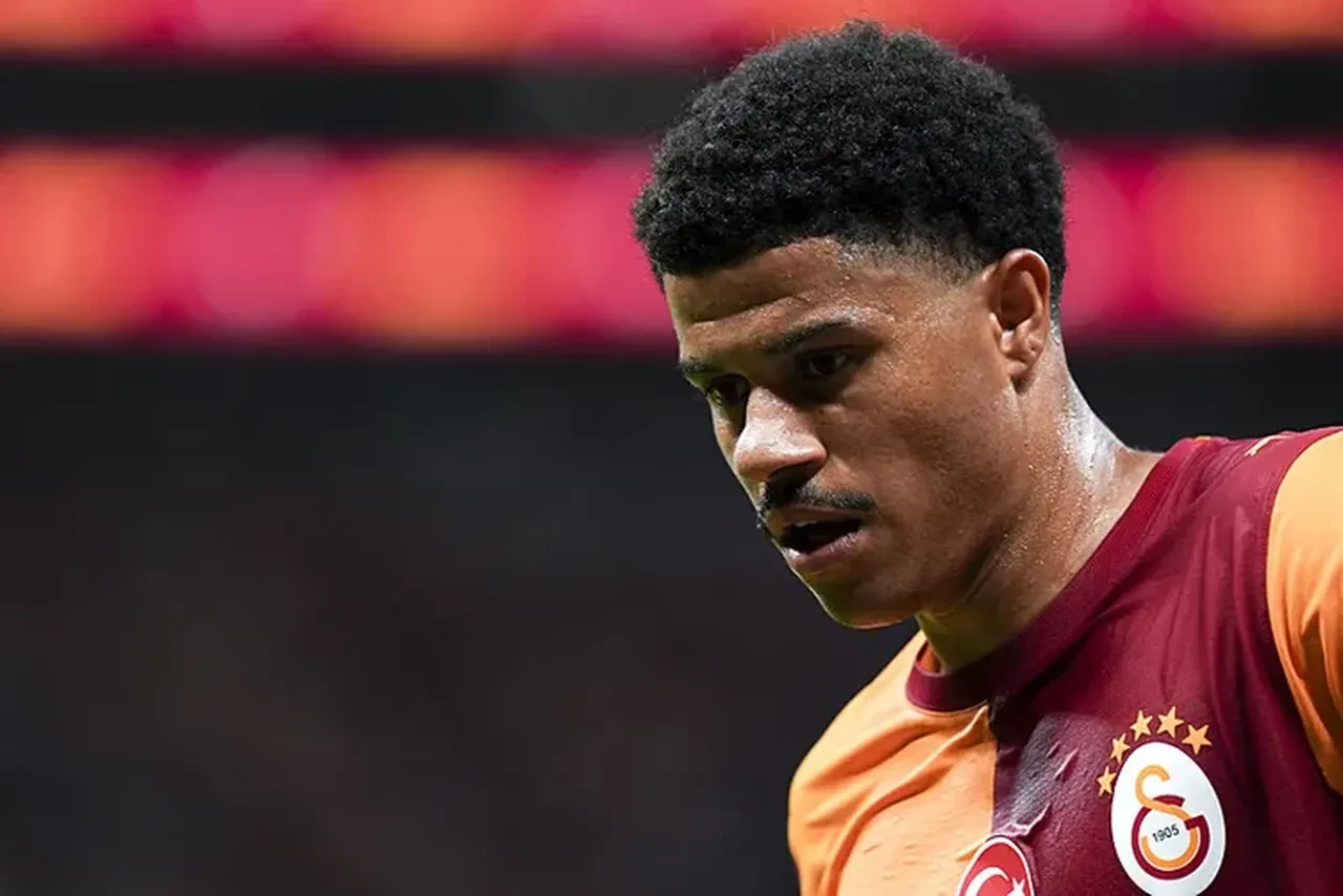 Galatasaray'dan sürpriz ayrılık kararı: Sarr ve Demirovic geliyor, 4 yıldızdan biri gidiyor!